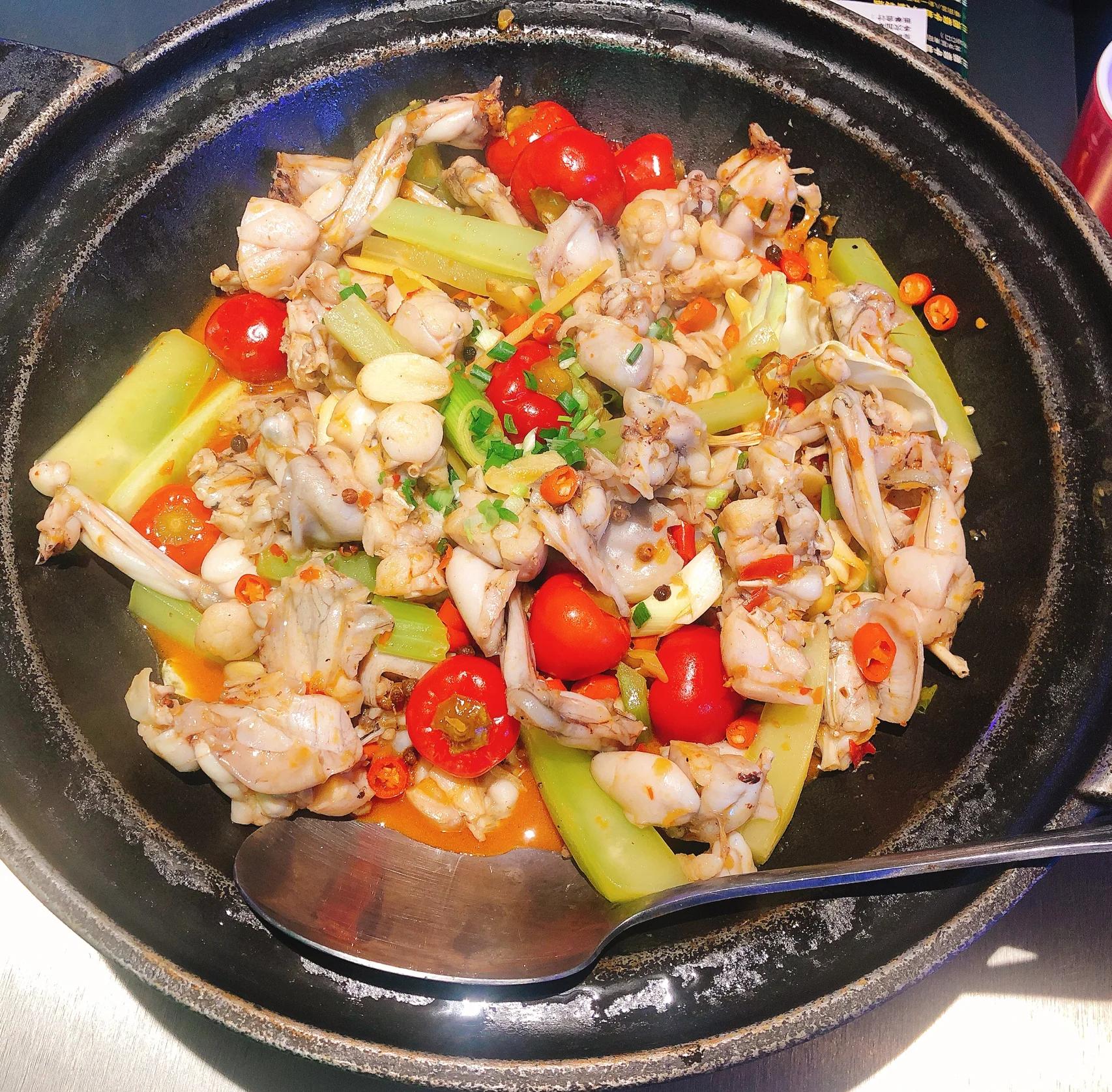 湘菜牛蛙的特色菜(湘菜牛蛙的特色菜名)