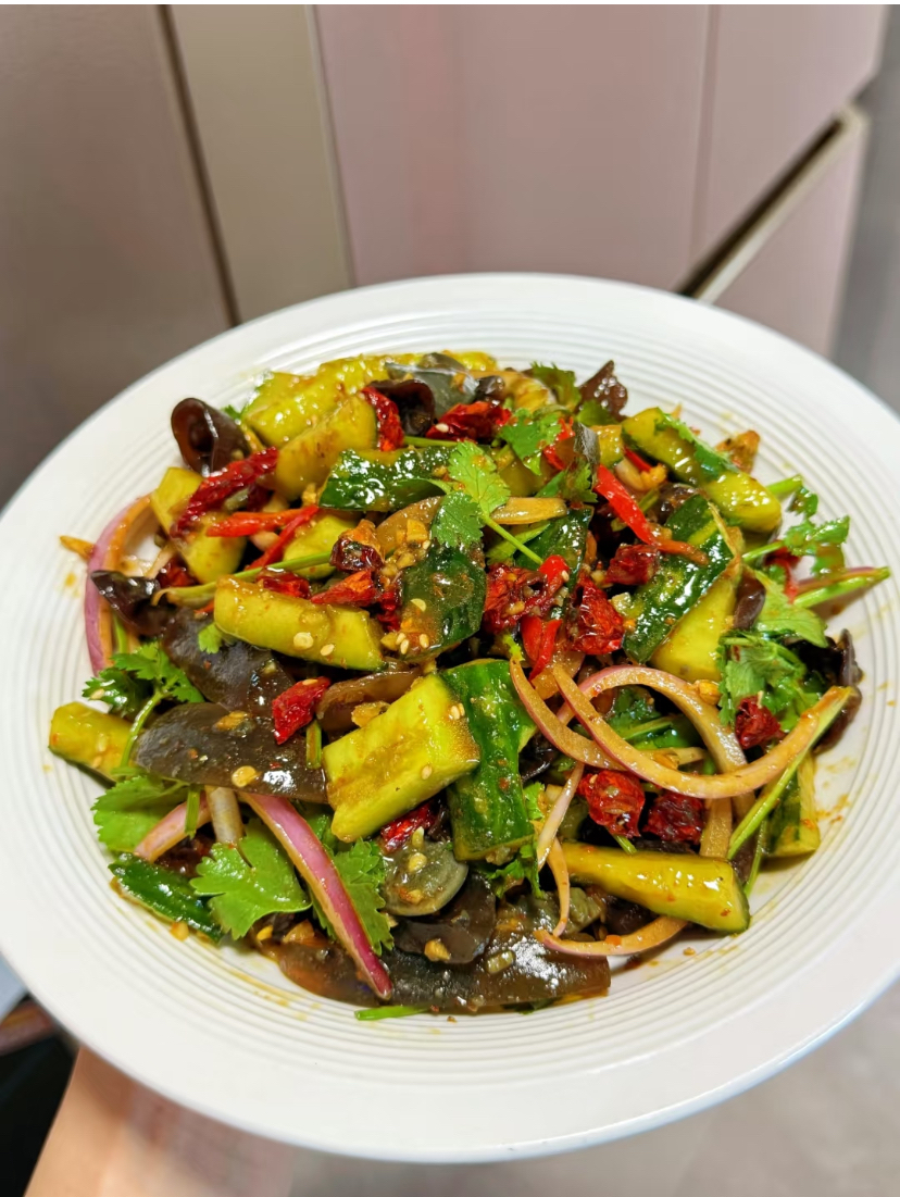 啤酒菜黄瓜凉菜(啤酒配黄瓜会不会发胖) 啤酒菜黄瓜凉菜(啤酒配黄瓜会不会发胖)