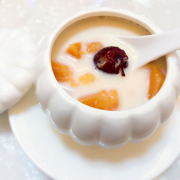 牛奶木瓜早餐(牛奶木瓜粥的功效与作用)