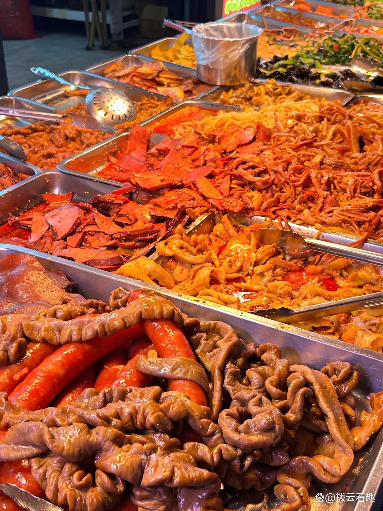 夜市小吃卤味(夜市卖卤肉赚钱吗)