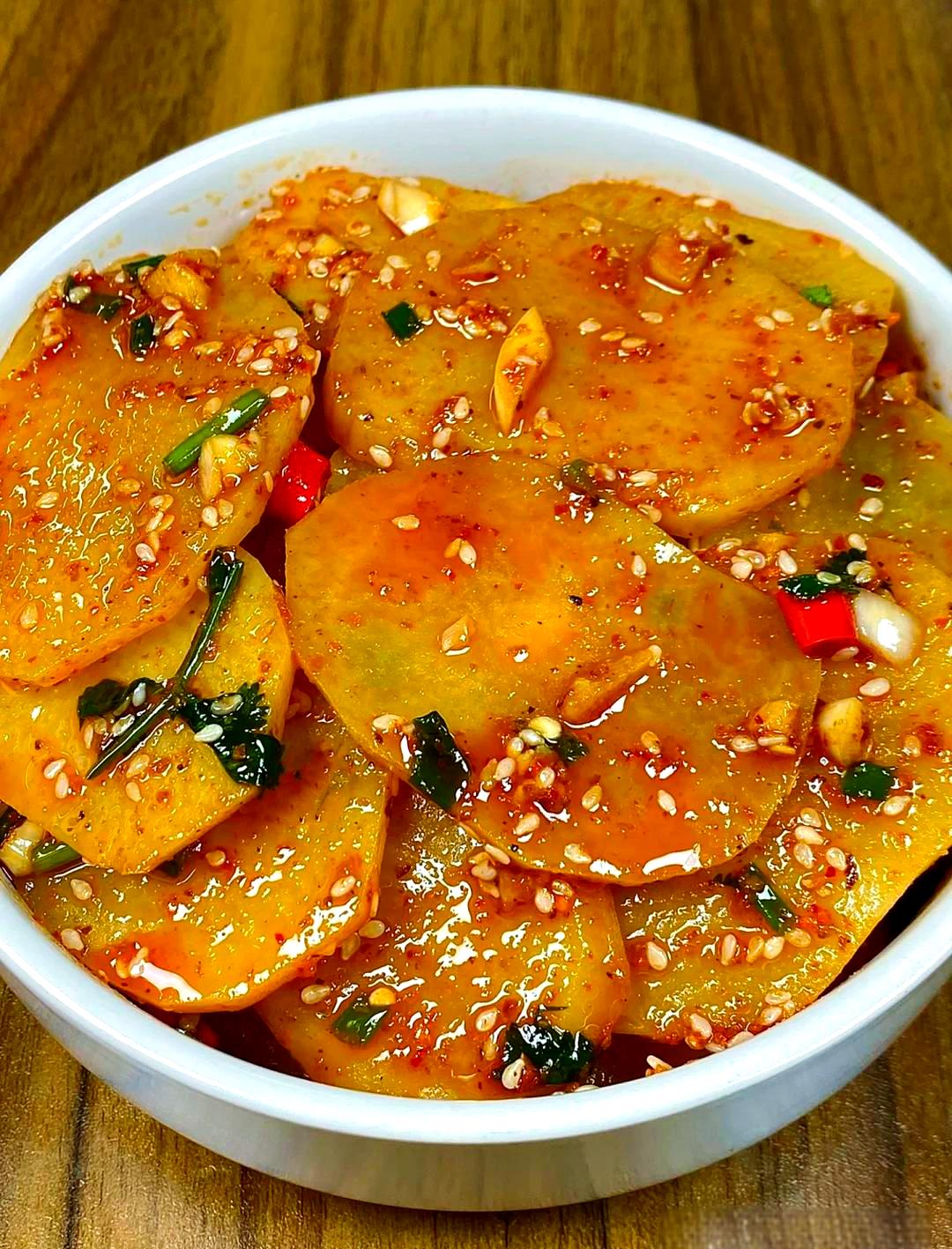 土豆的凉菜(土豆能做什么凉菜)