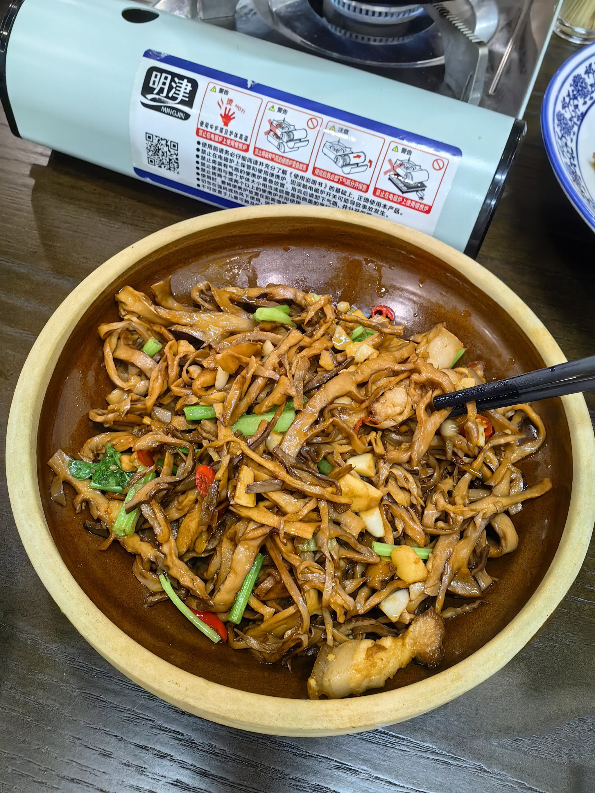 湘菜高档小炒特色菜(经典湘菜小炒100款图片窍门)