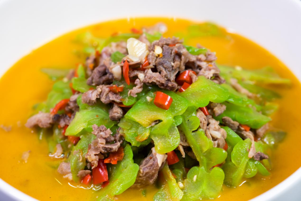 湘菜高档小炒特色菜(经典湘菜小炒100款图片窍门)