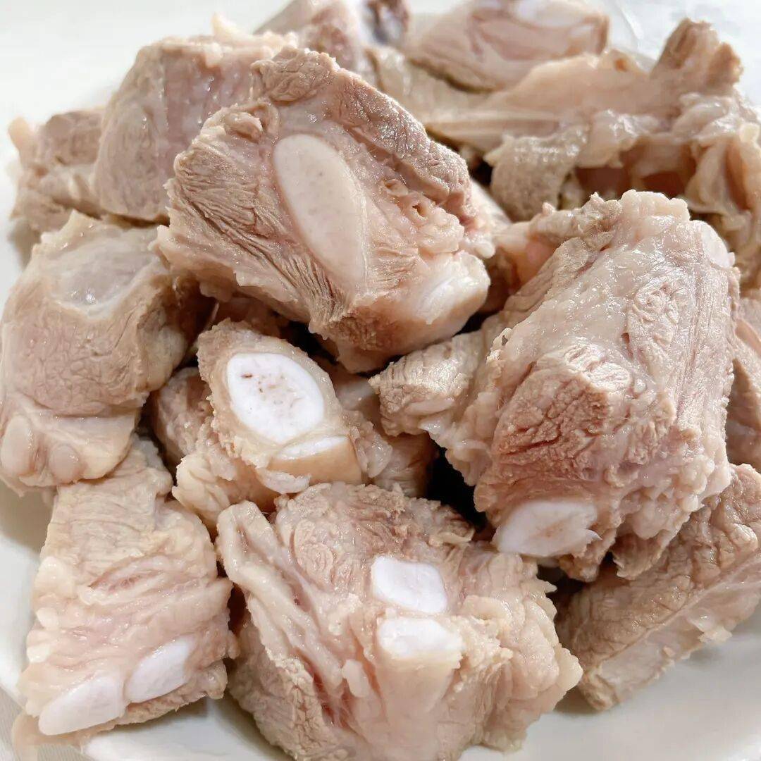 猪前排的家常做法(猪前排怎么做好吃,猪前排的吃法)