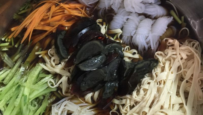 凉菜捞拌做法(凉菜捞汁怎么调制)