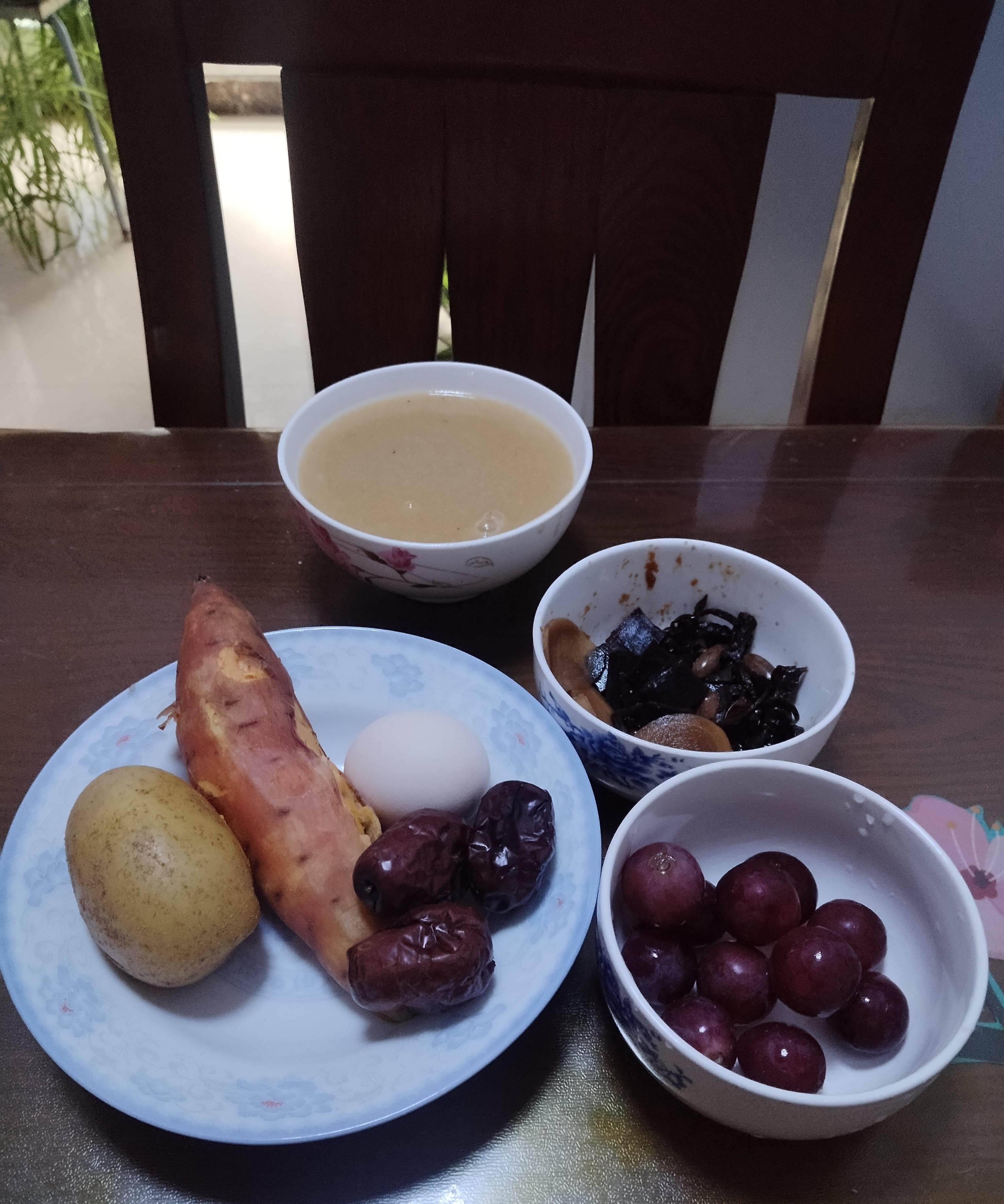 月经期间早餐(月经期间早餐吃什么好排毒排污血)