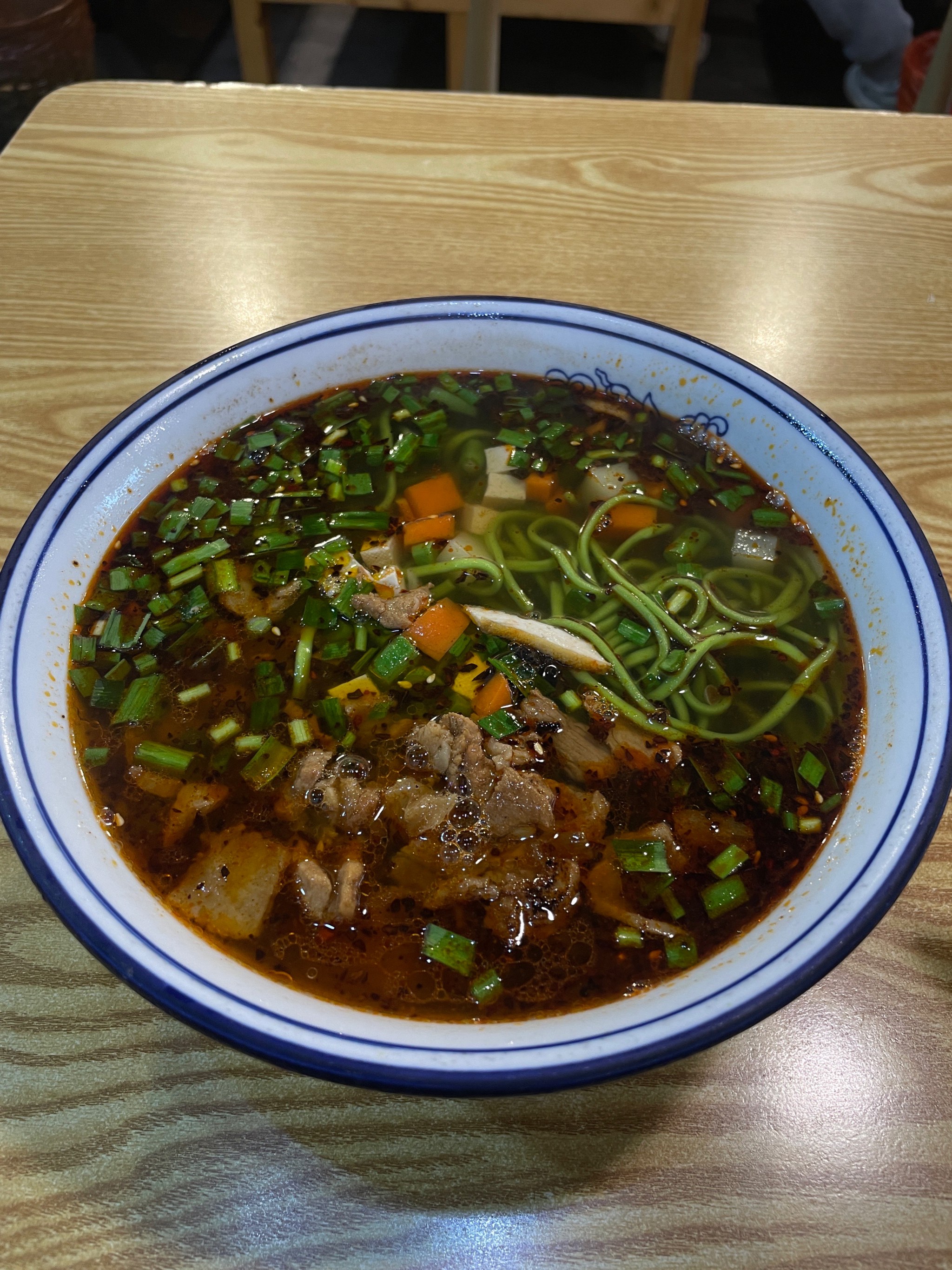 臊子面的汤特色(臊子面的汤做法大全) 臊子面的汤特色(臊子面的汤做法大全)