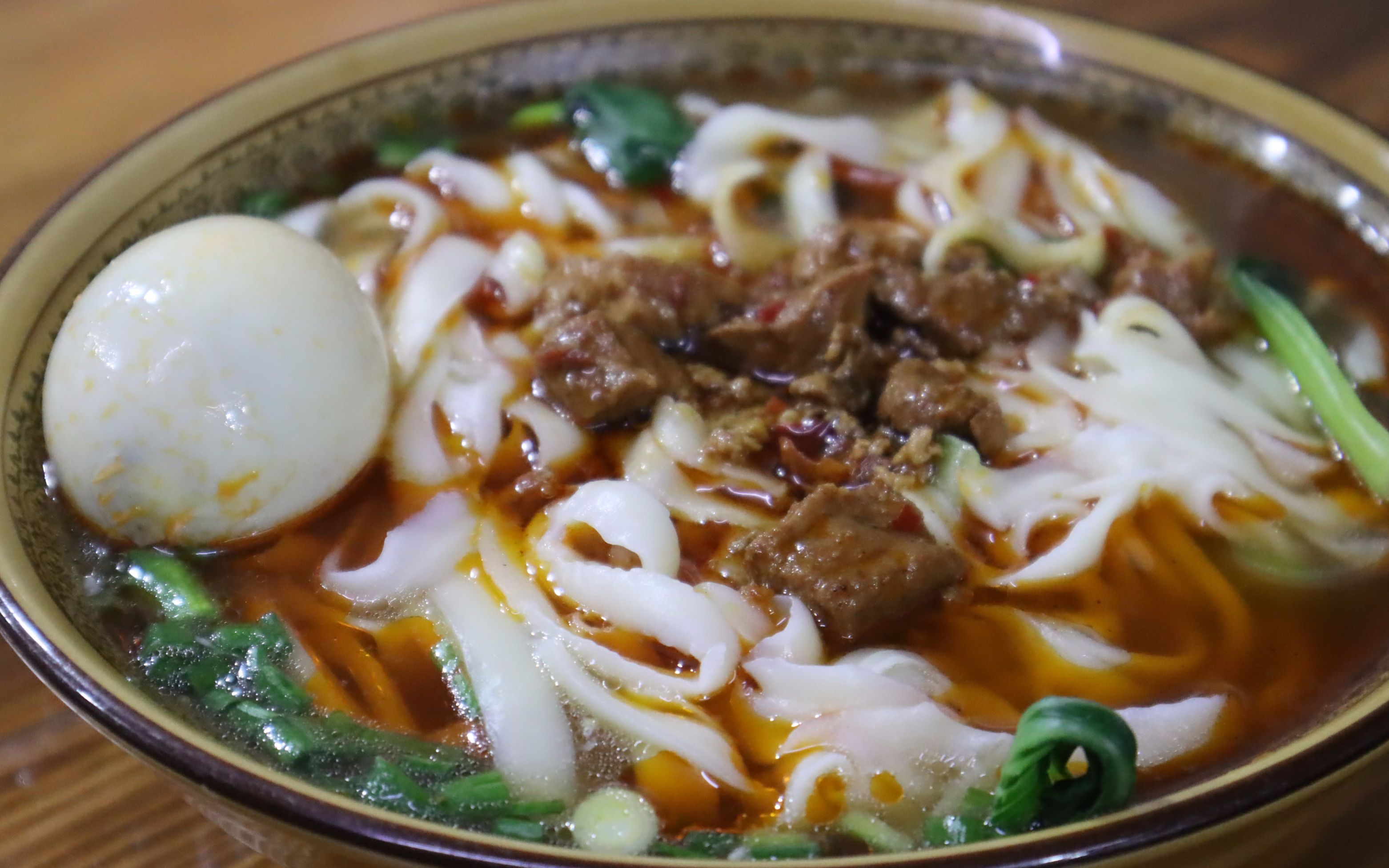 臊子面的汤特色(臊子面的汤做法大全) 臊子面的汤特色(臊子面的汤做法大全)