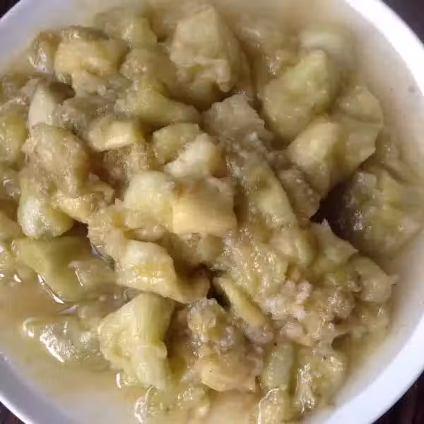 蒜泥茄子特色(正宗蒜泥茄子的做法窍门)