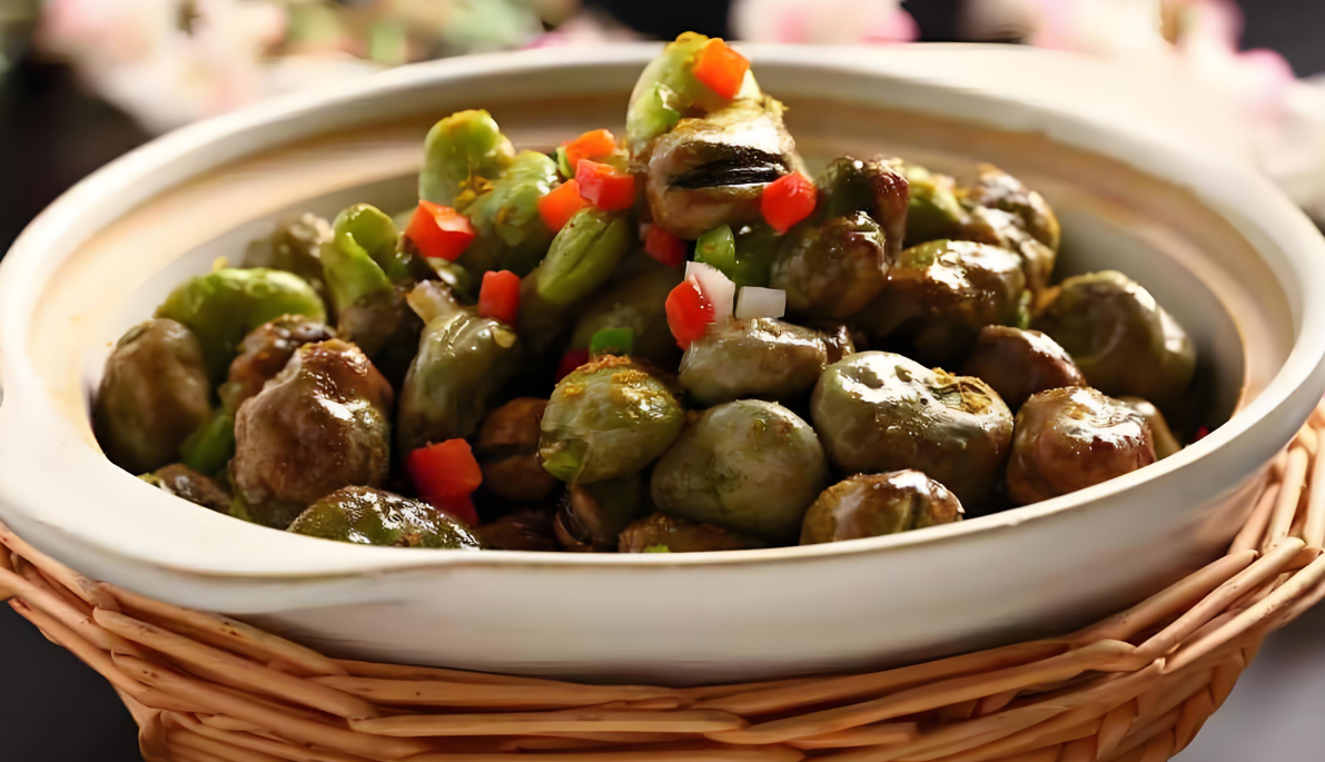 饭店葱油蚕豆凉菜图片(葱油蚕豆的做法大全窍门)