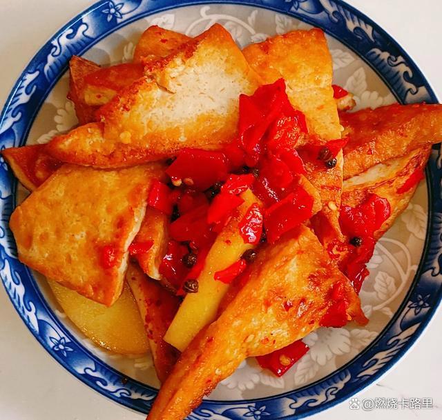 成本小的特色菜(成本小的特色菜品)