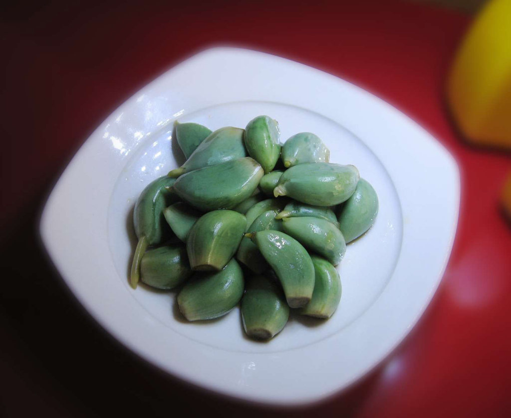 家常腊八蒜(家常腊八蒜的制作方法)