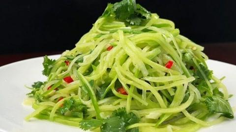 黄瓜青萝卜凉菜(黄瓜和萝卜怎么调凉菜)