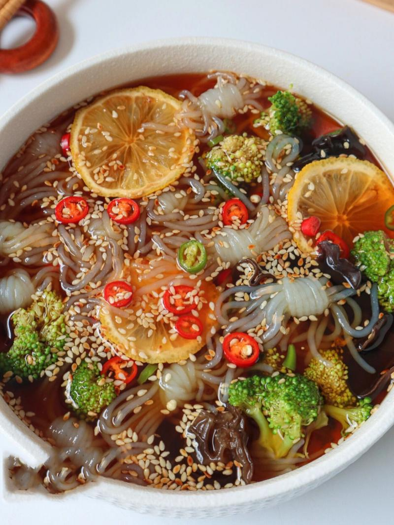 有魔芋粉丝的凉菜(有魔芋粉丝的凉菜怎么做)