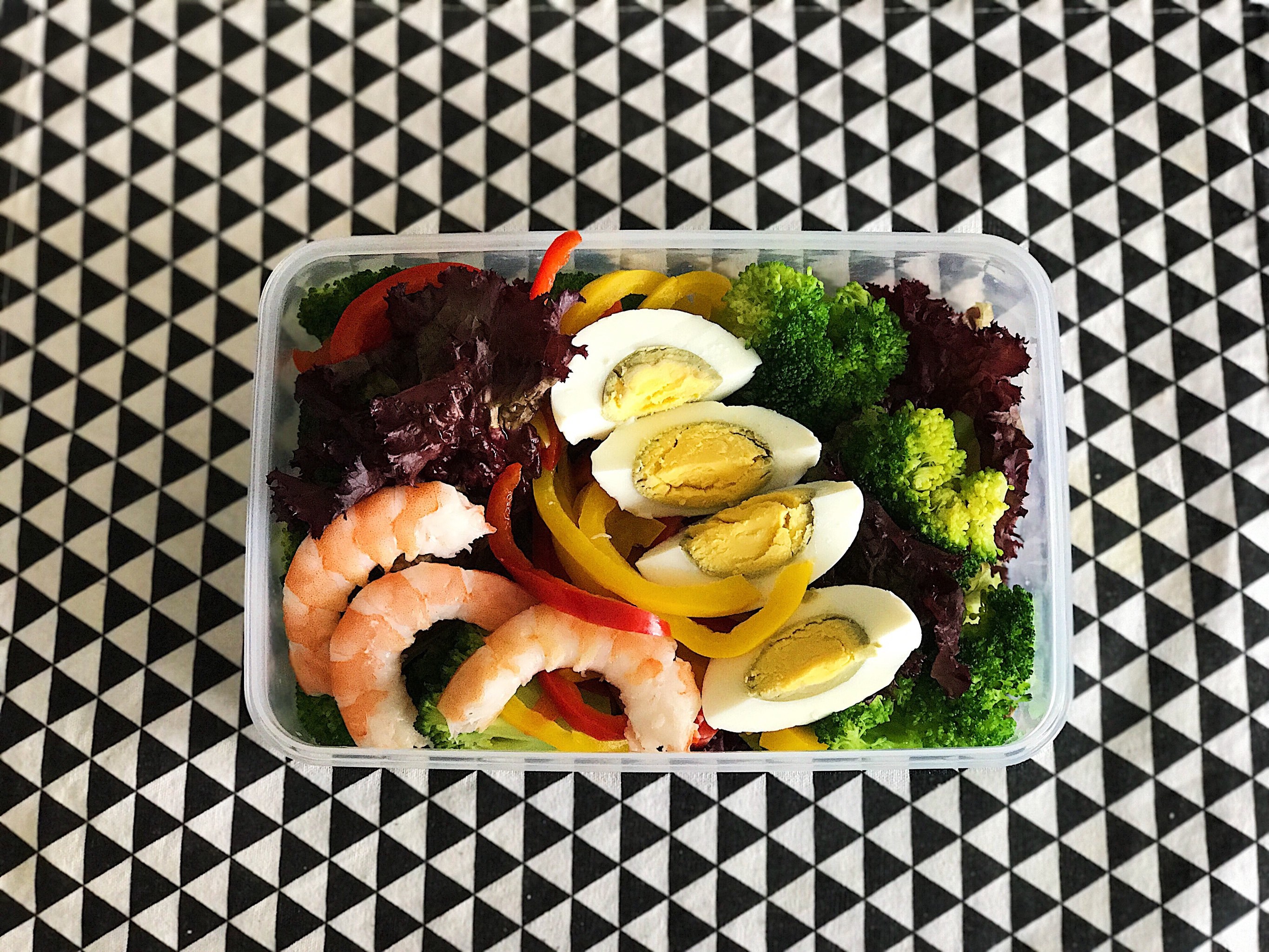 蔬菜沙拉当早餐(早餐蔬菜沙拉搭配什么吃)